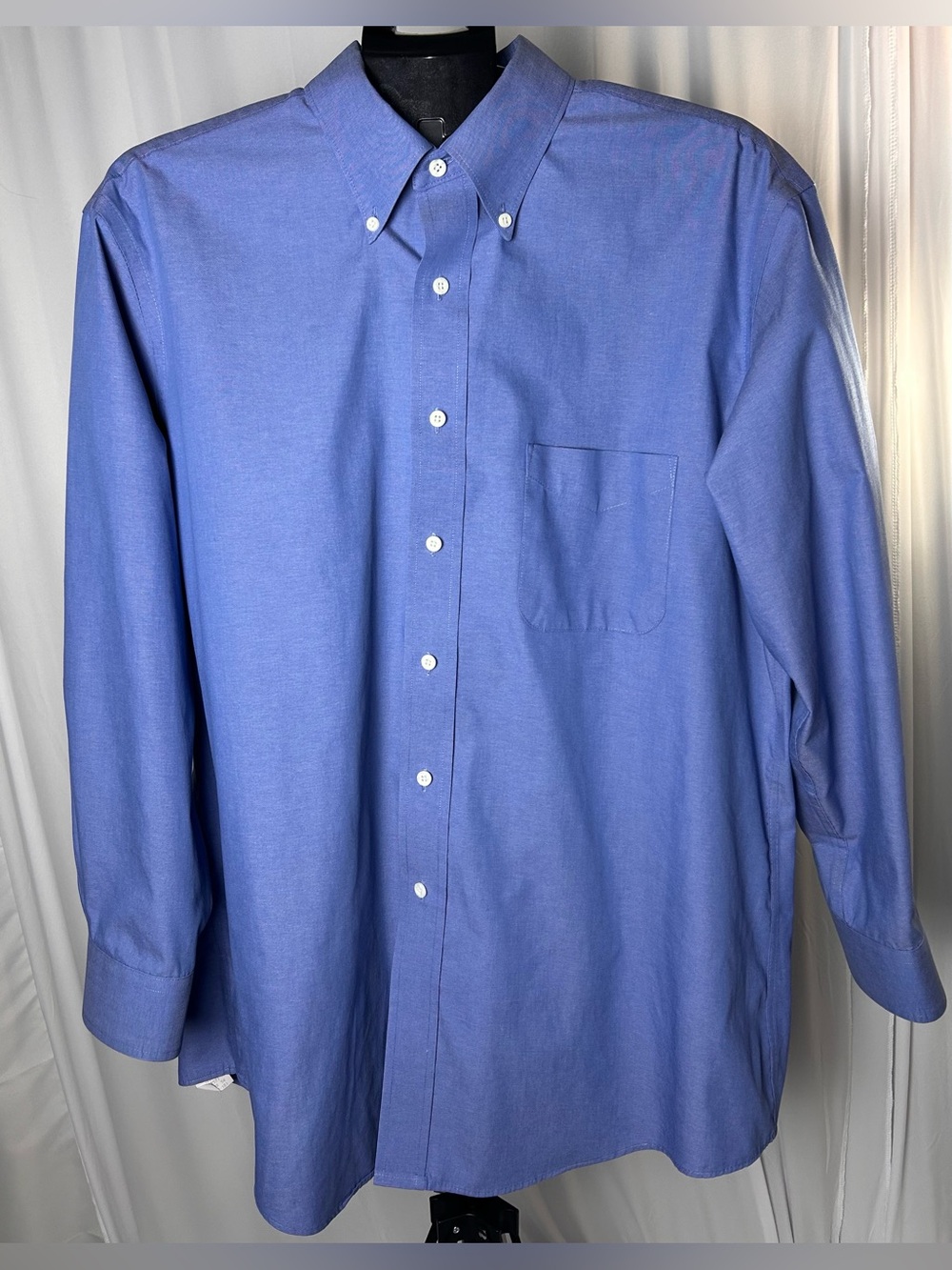 Stafford Men's Long-Sleeve Button-Down Shirt in Blue